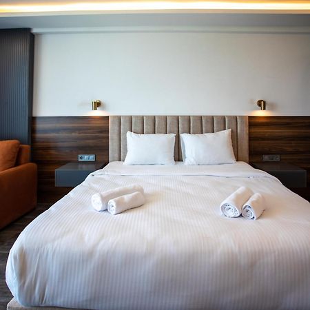 Отель Batumi View Luxury Экстерьер фото