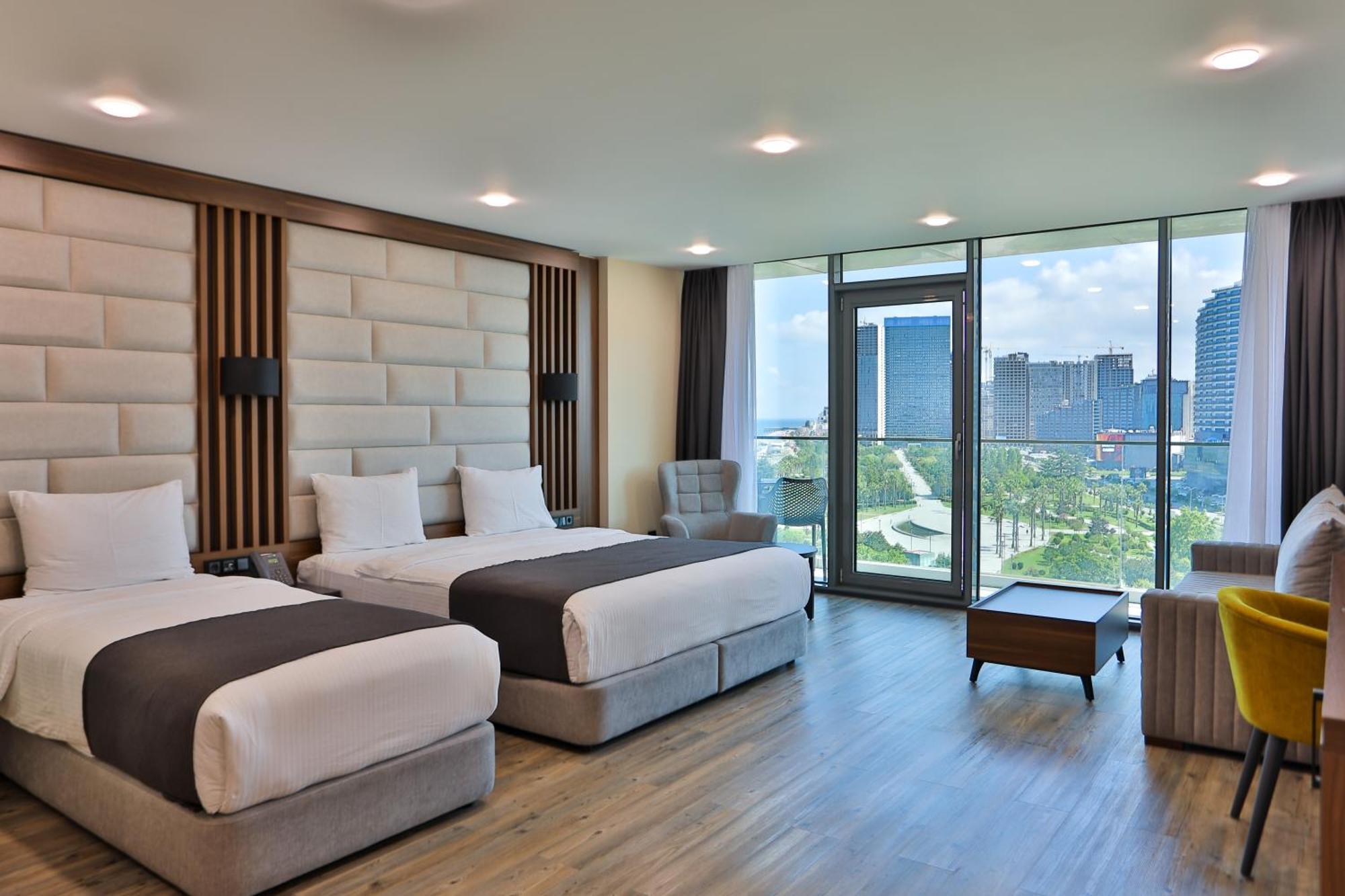 Отель Batumi View Luxury Экстерьер фото