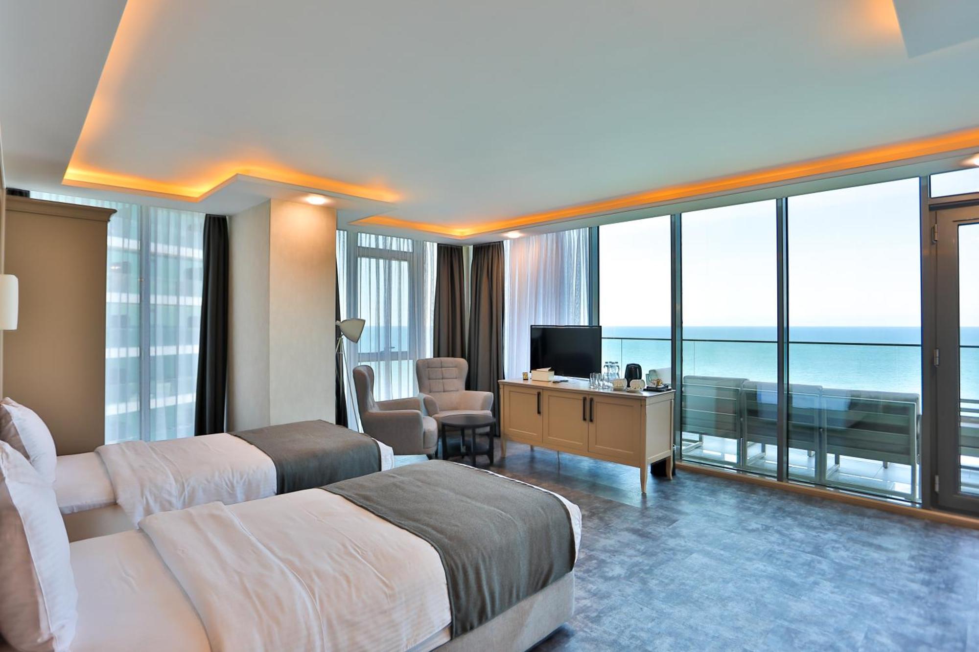 Отель Batumi View Luxury Экстерьер фото