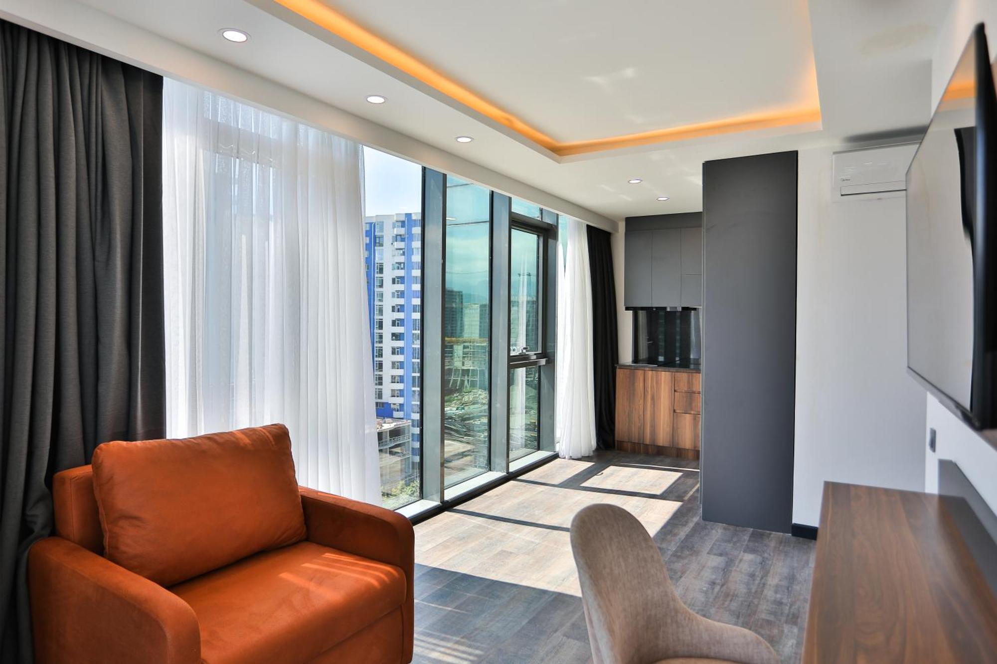 Отель Batumi View Luxury Экстерьер фото